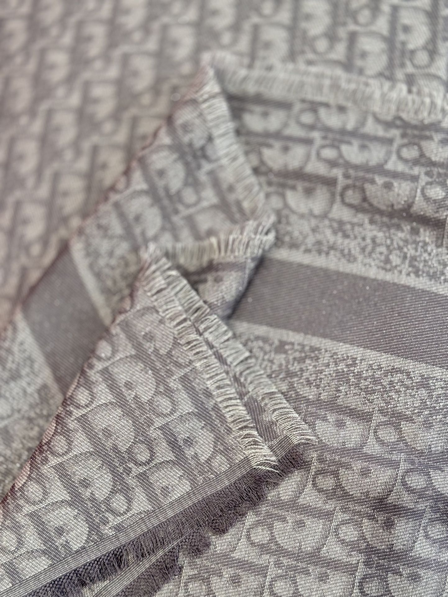 DIOR SCARF