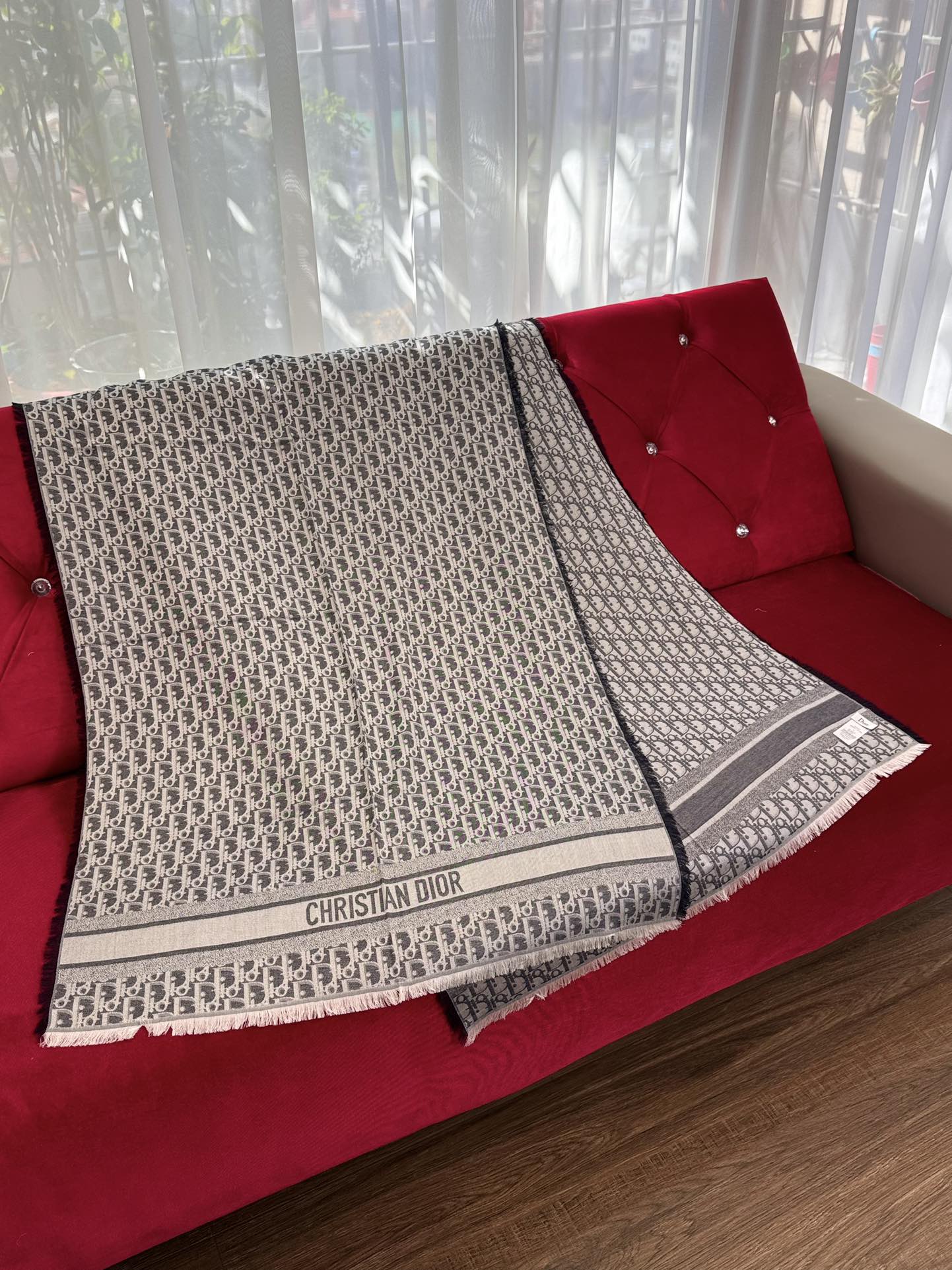 DIOR SCARF