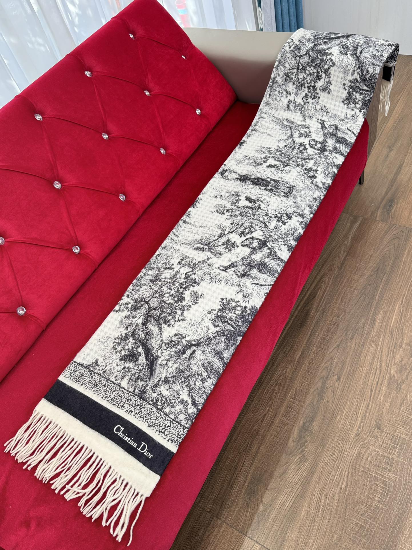 DIOR SCARF
