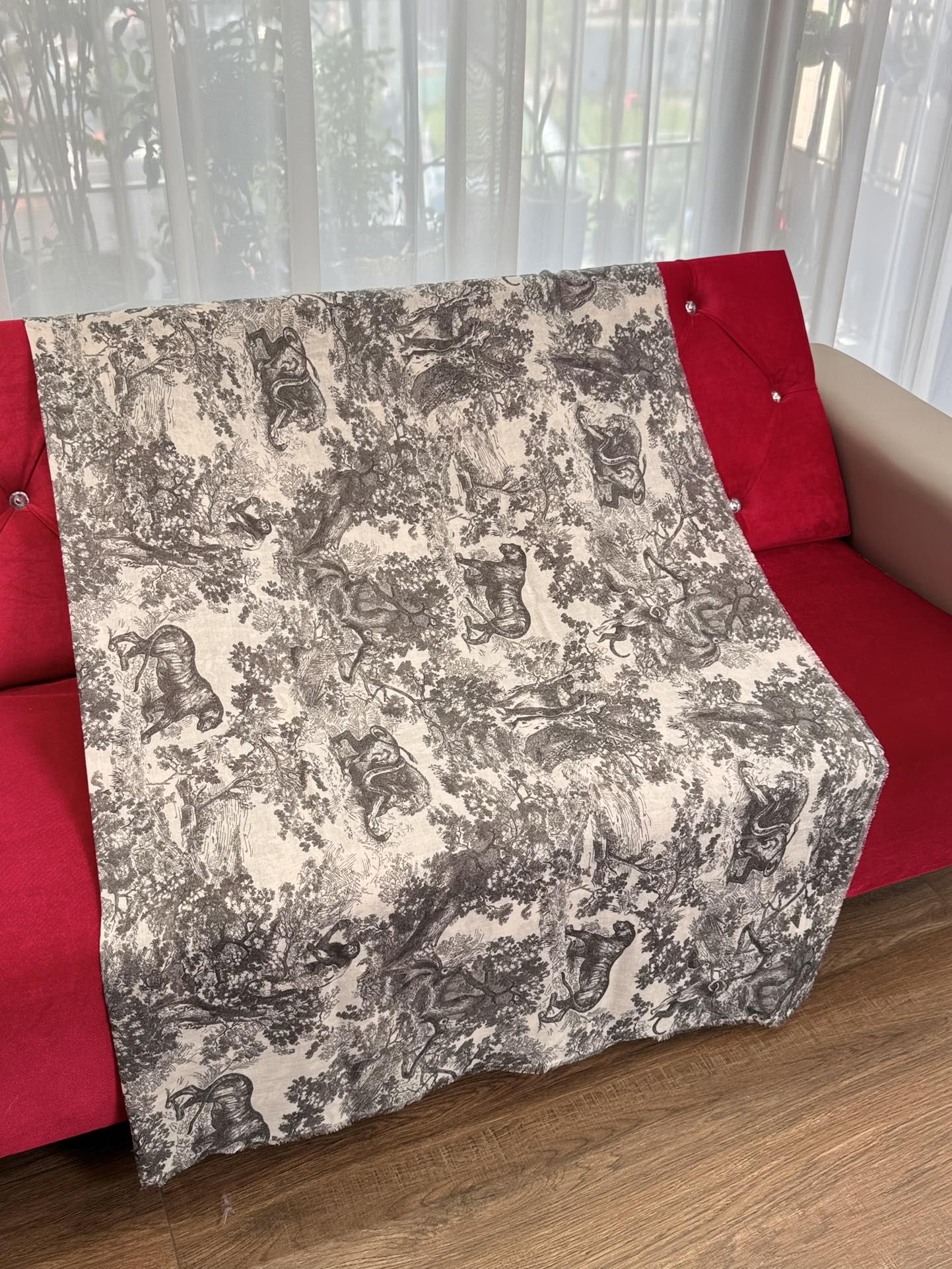 DIOR SCARF
