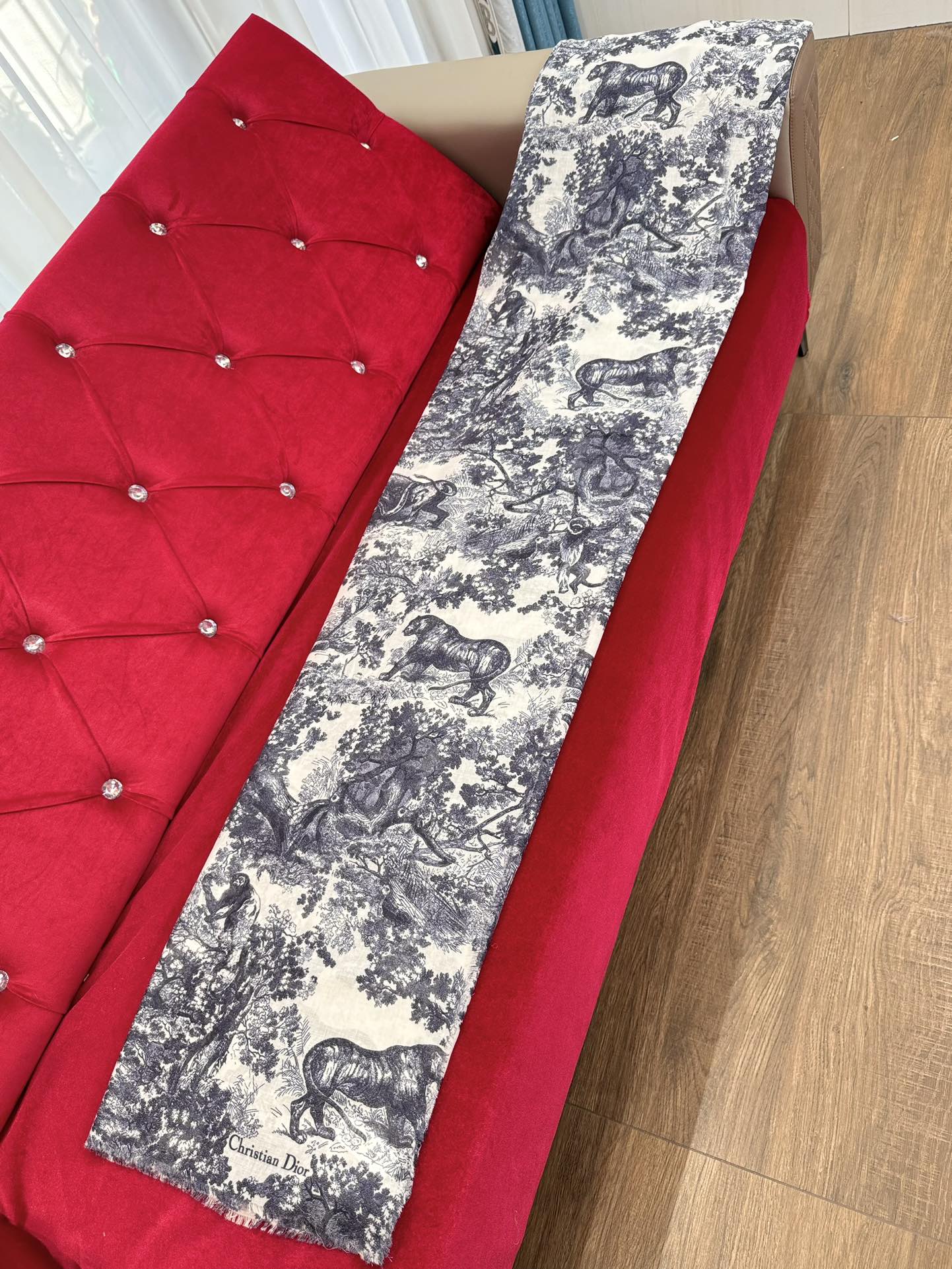 DIOR SCARF