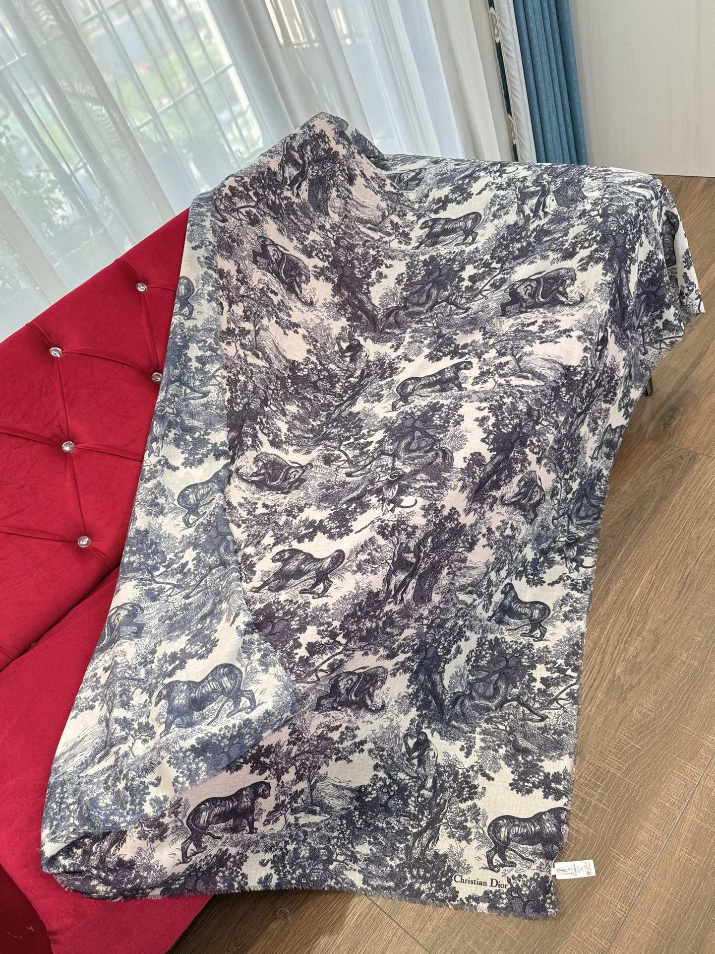 DIOR SCARF