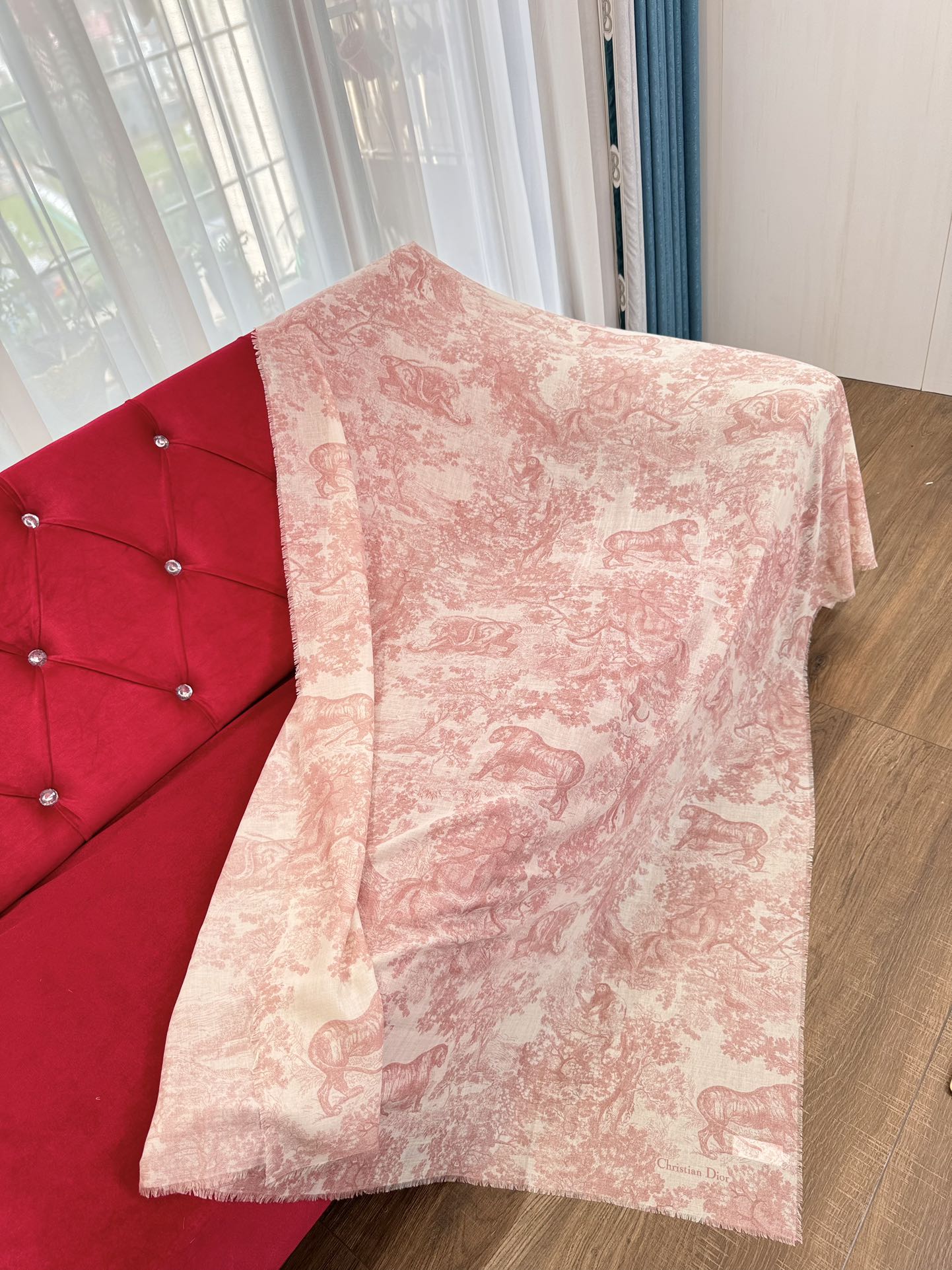 DIOR SCARF