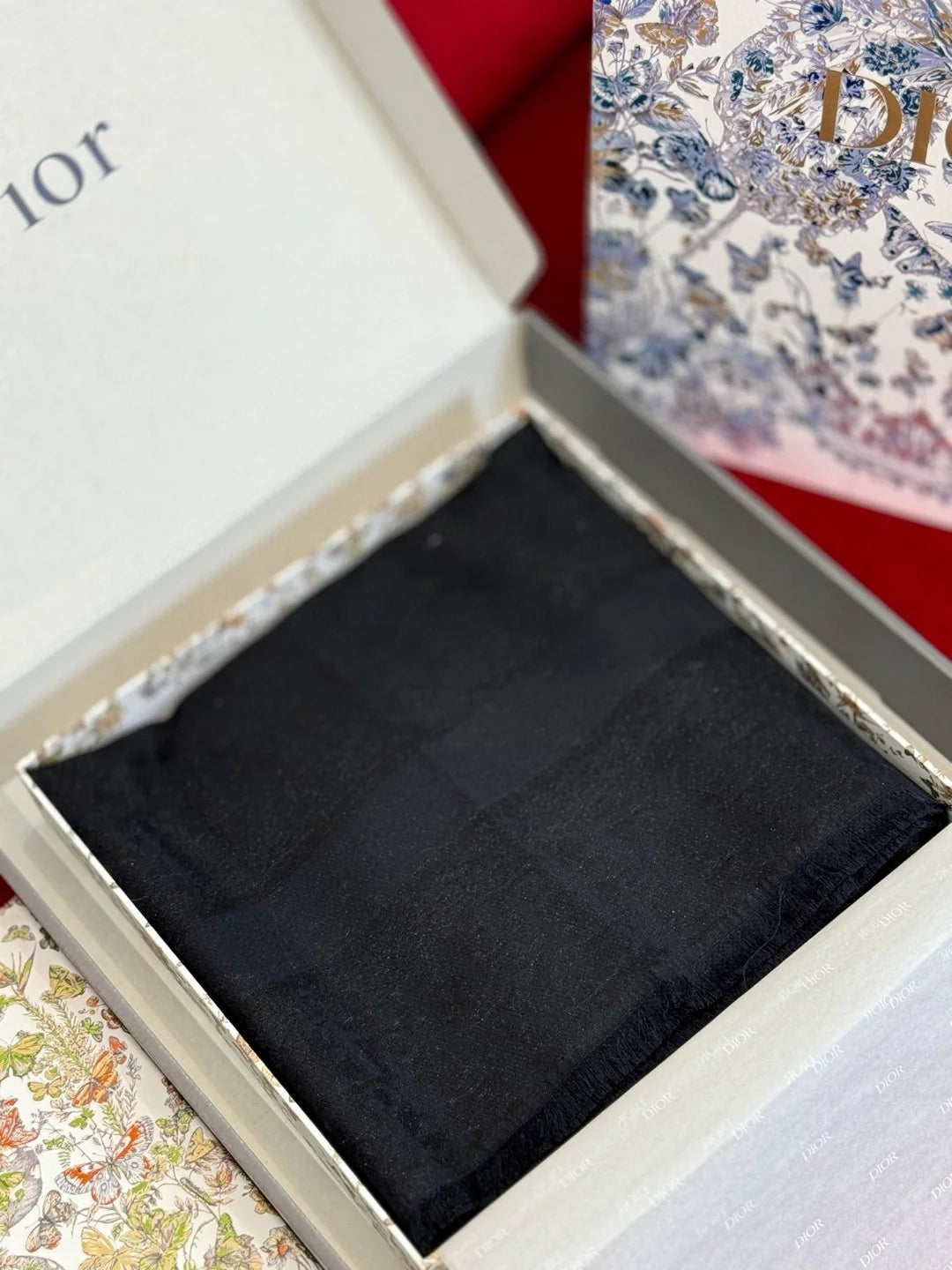 DIOR SCARF