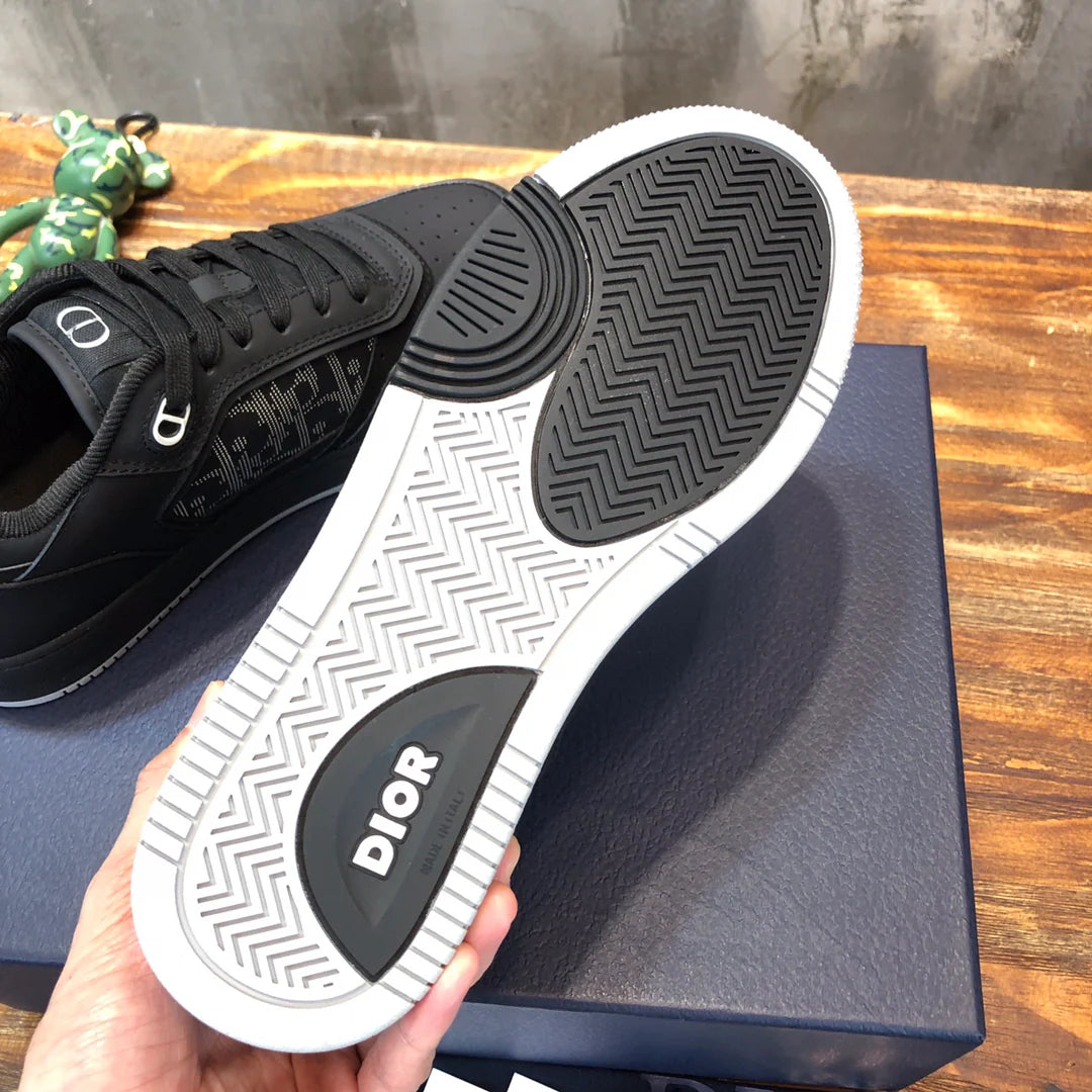 DIOR SNEAKER
