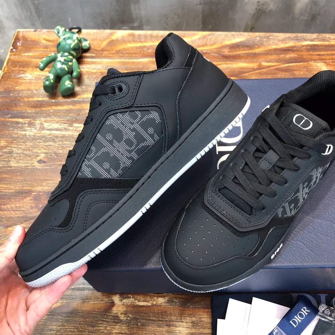 DIOR SNEAKER
