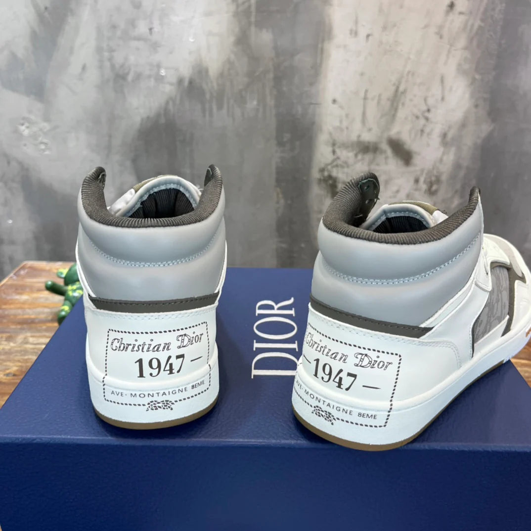 DIOR SNEAKER