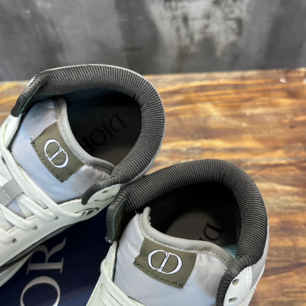 DIOR SNEAKER