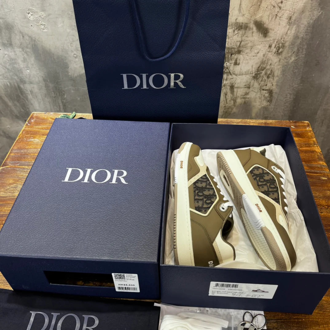 DIOR SNEAKER