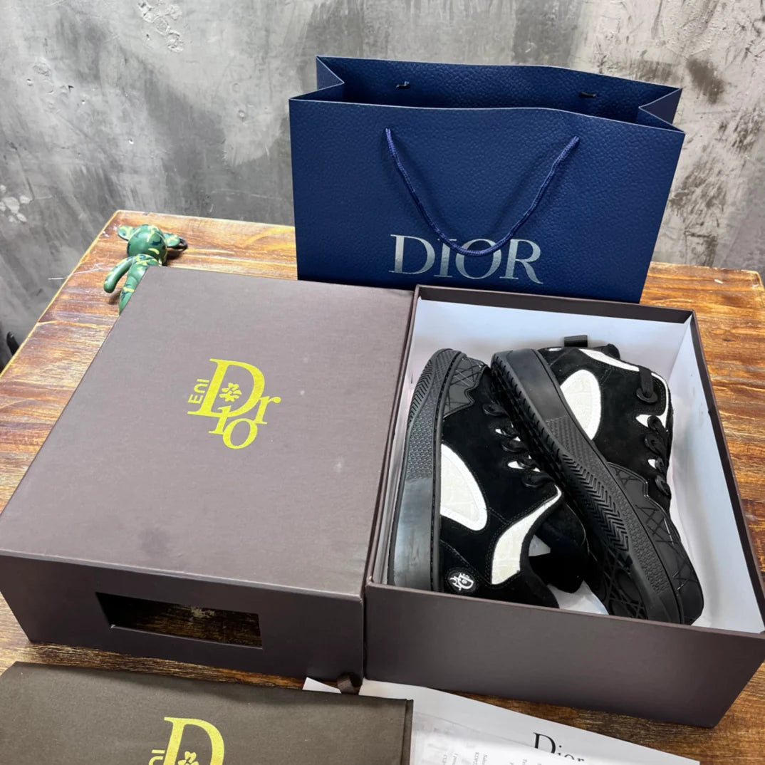 DIOR SNEAKER