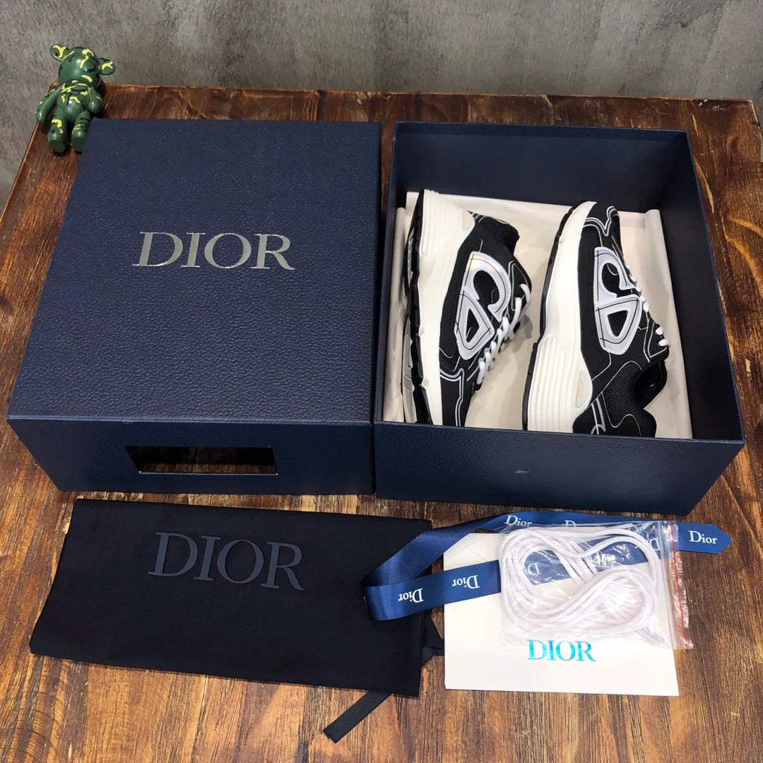 DIOR SNEAKER