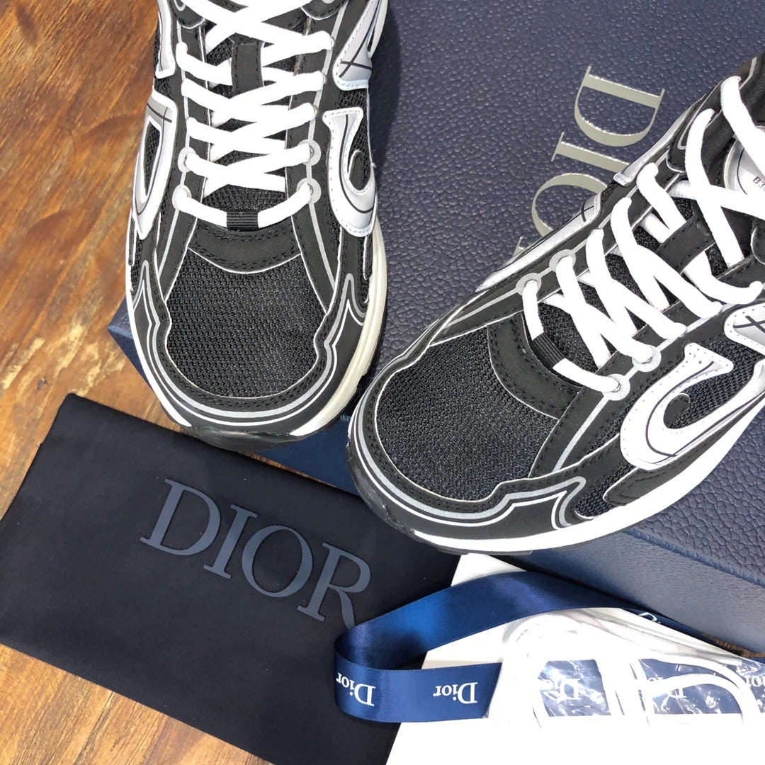 DIOR SNEAKER