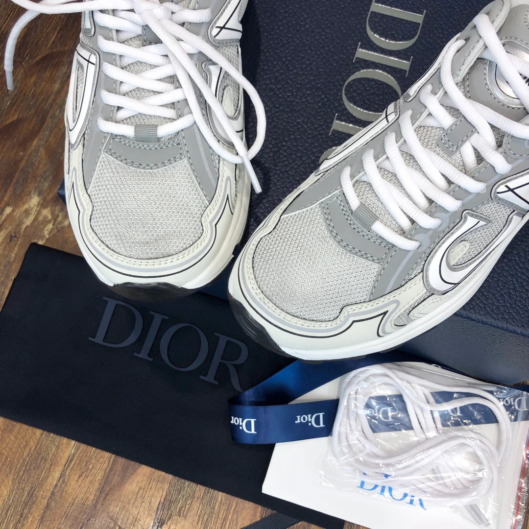 DIOR SNEAKER