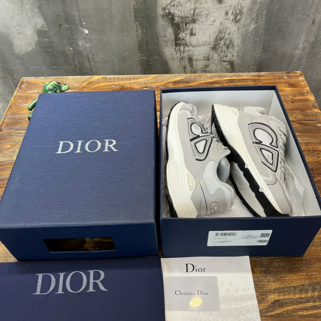 DIOR SNEAKER
