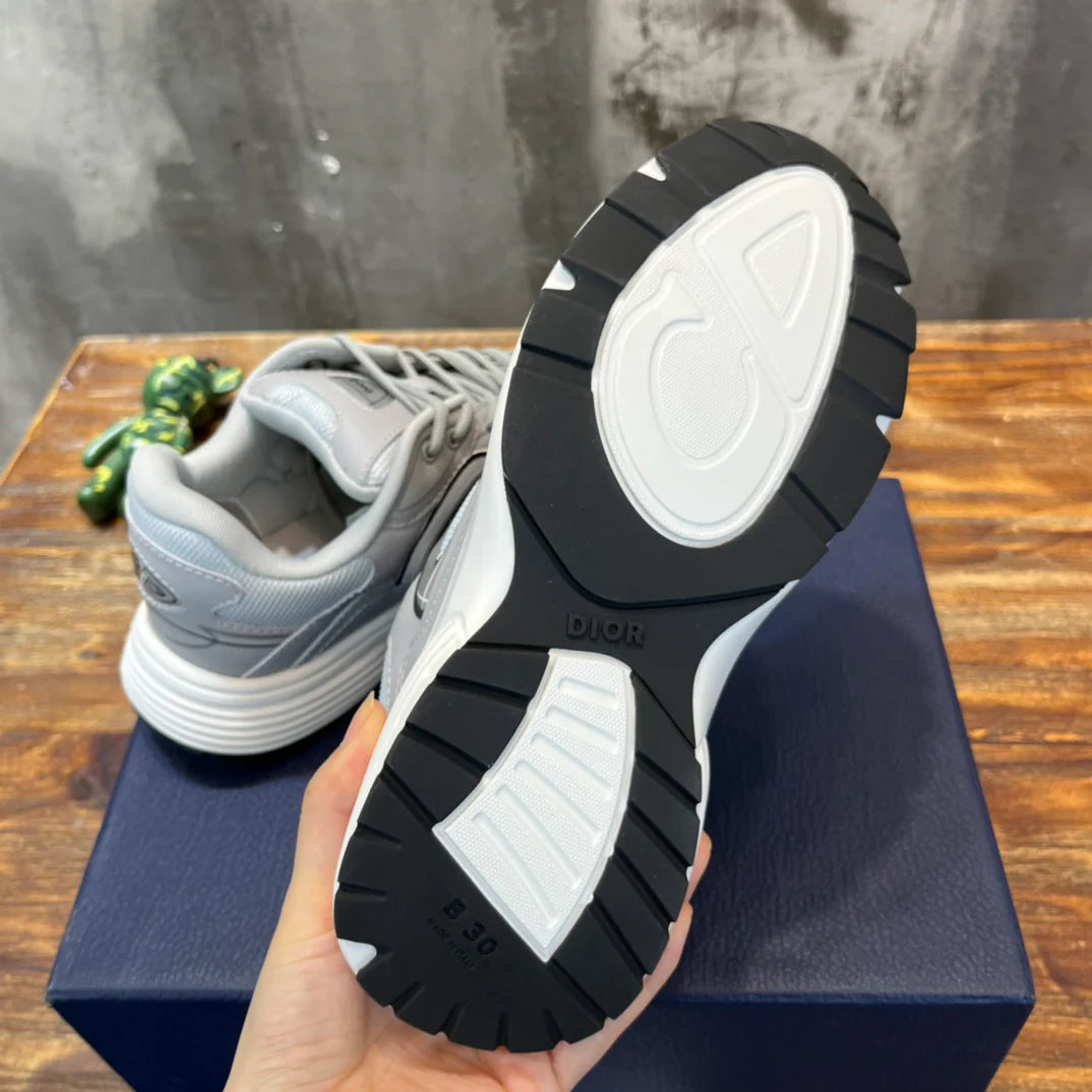 DIOR SNEAKER
