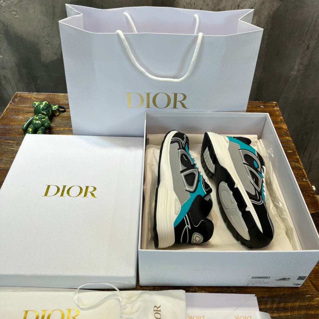DIOR SNEAKER