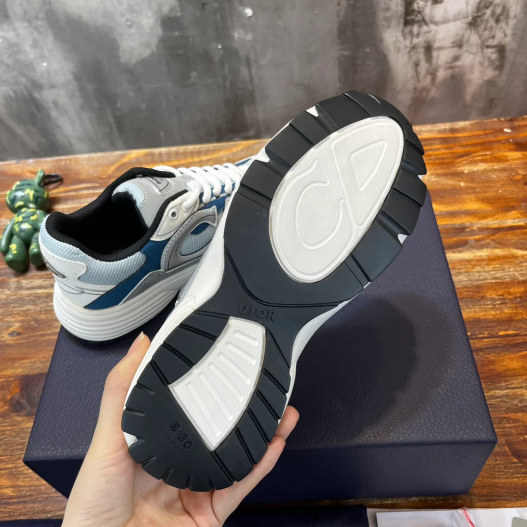 DIOR SNEAKER