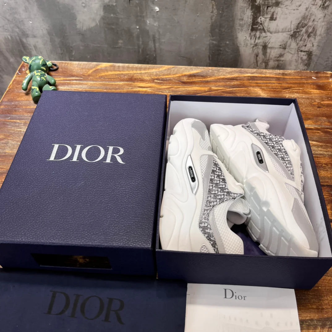 DIOR SNEAKER