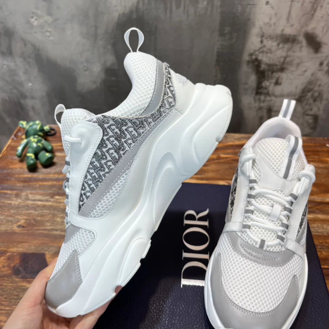 DIOR SNEAKER