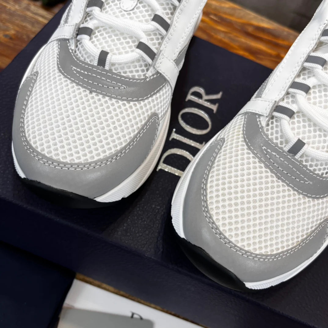 DIOR SNEAKER