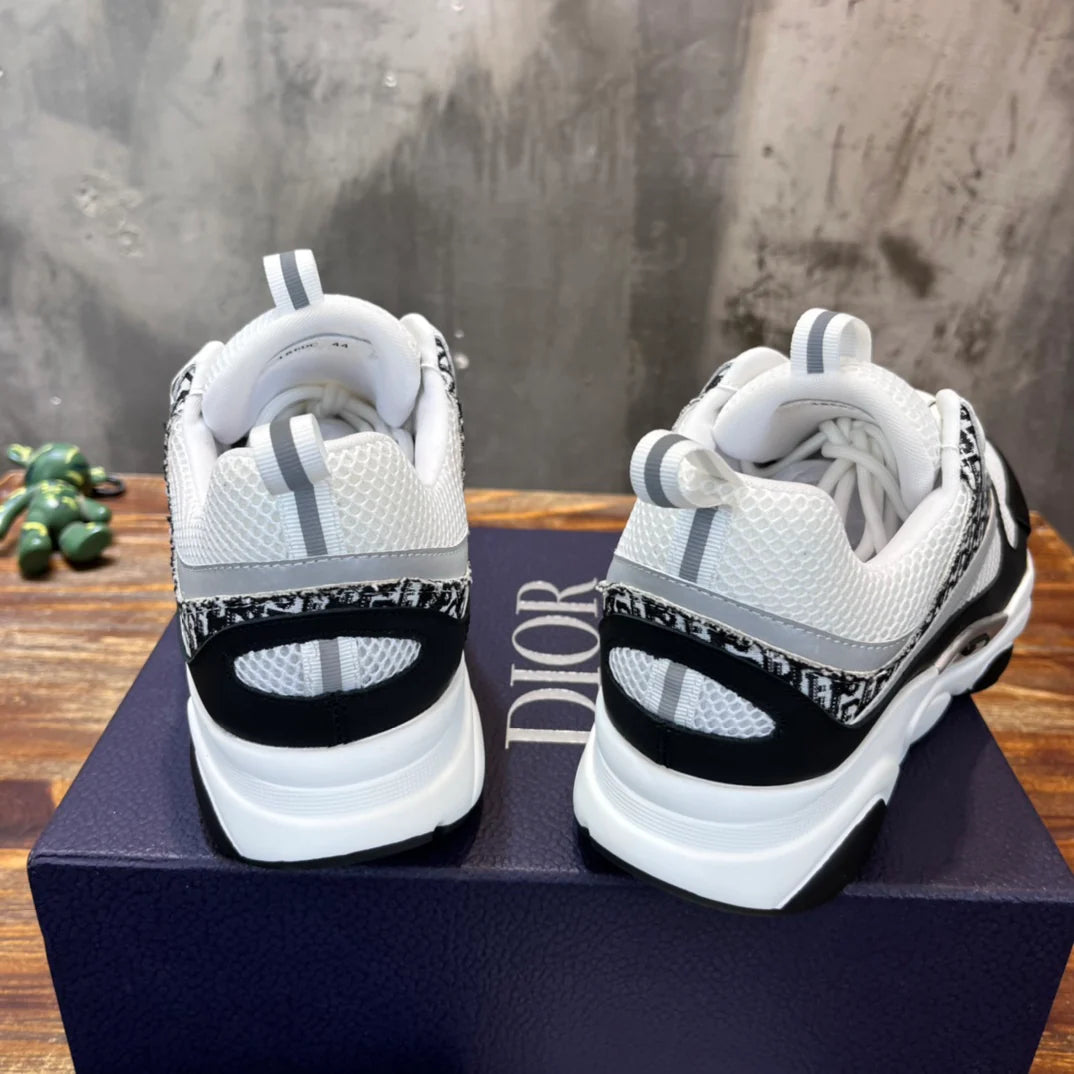 DIOR SNEAKER