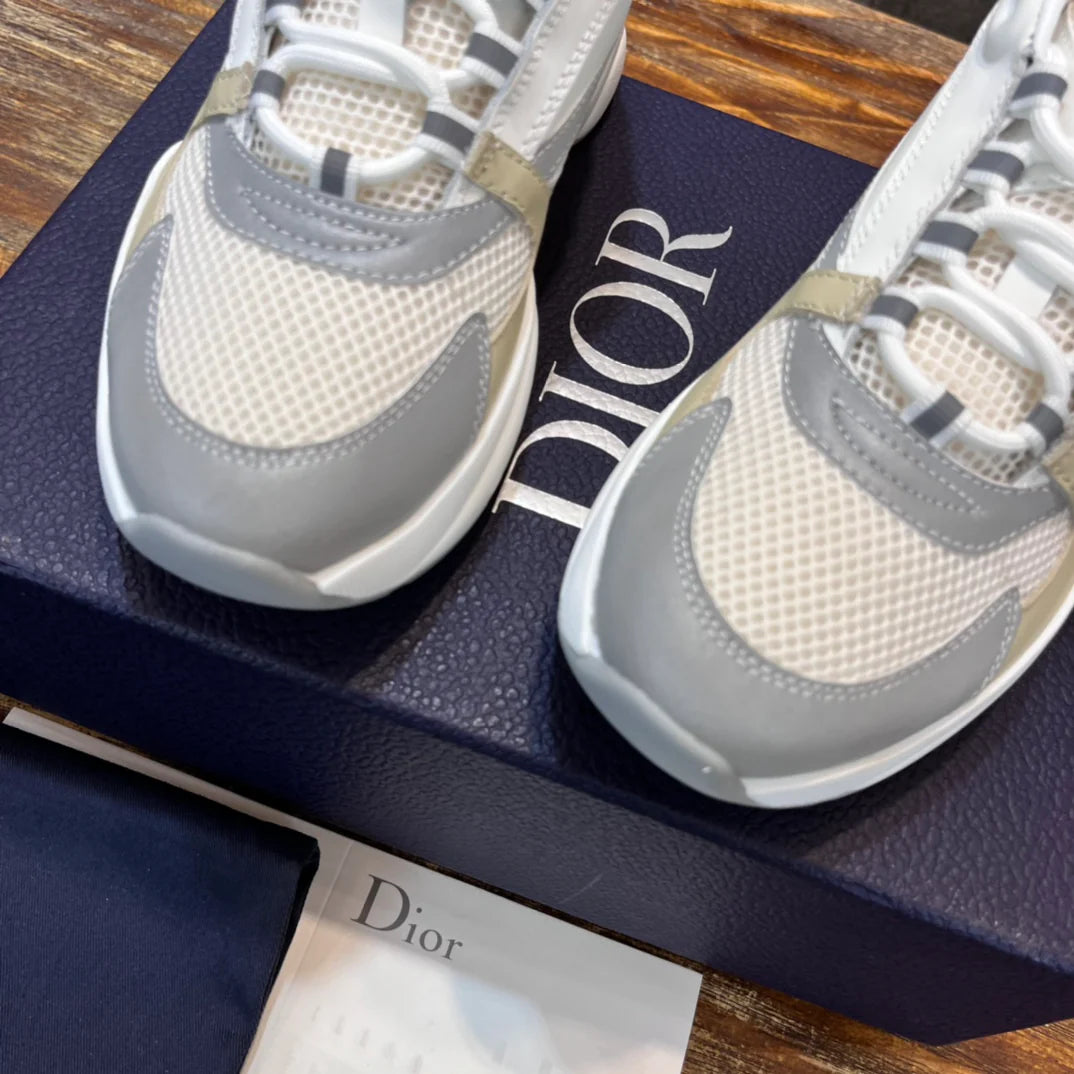 DIOR SNEAKER
