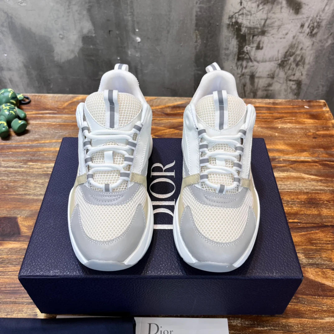 DIOR SNEAKER