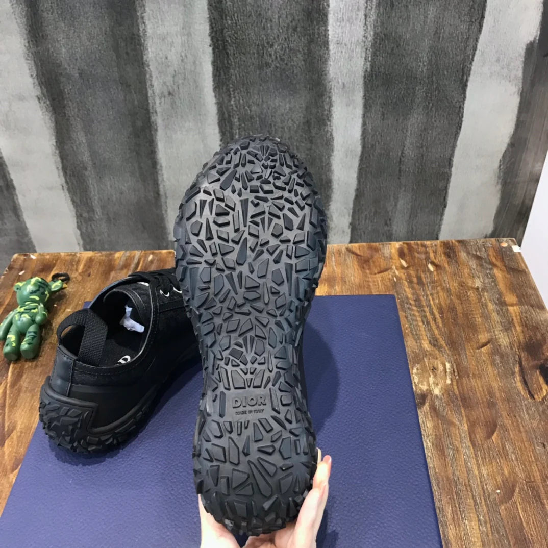 DIOR SNEAKER