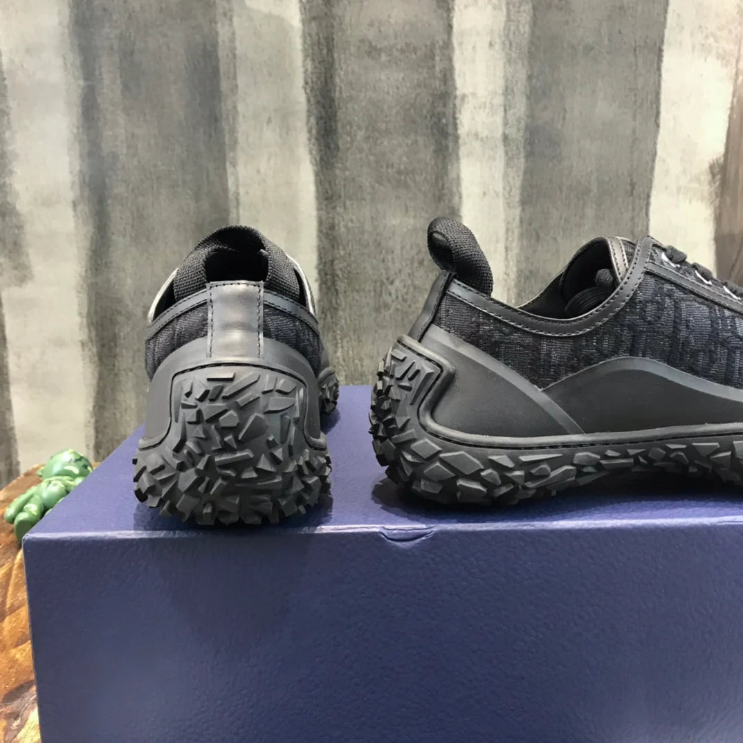 DIOR SNEAKER