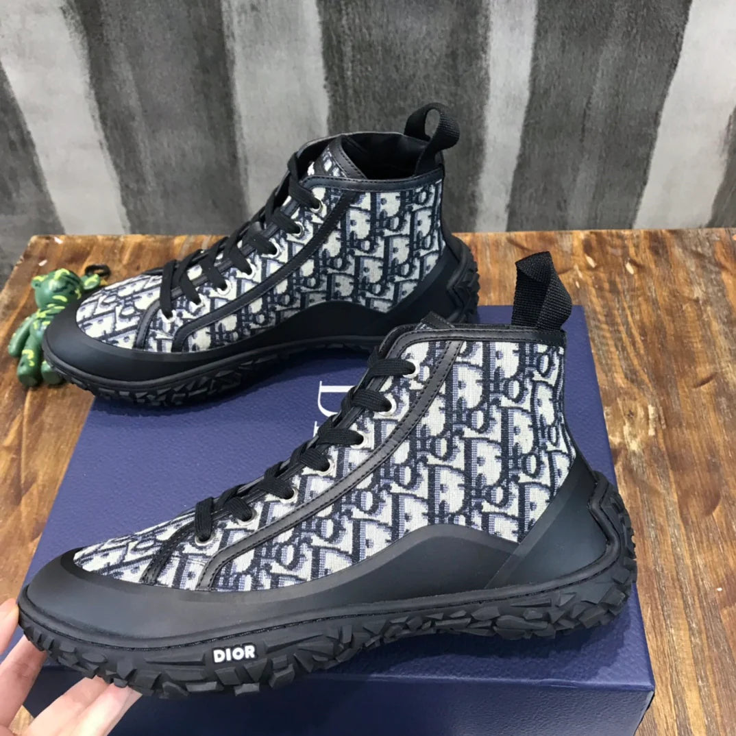 DIOR SNEAKER