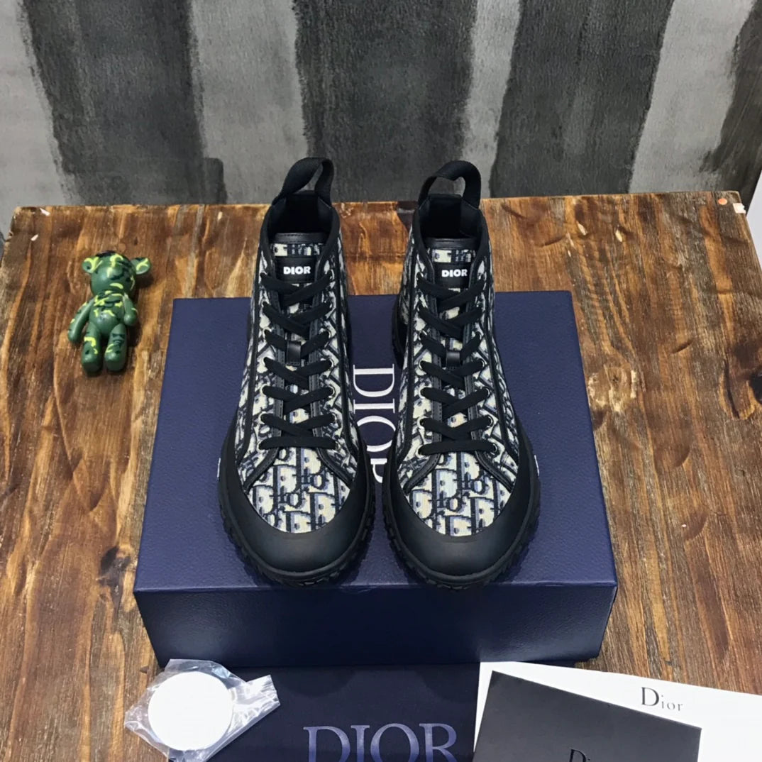 DIOR SNEAKER