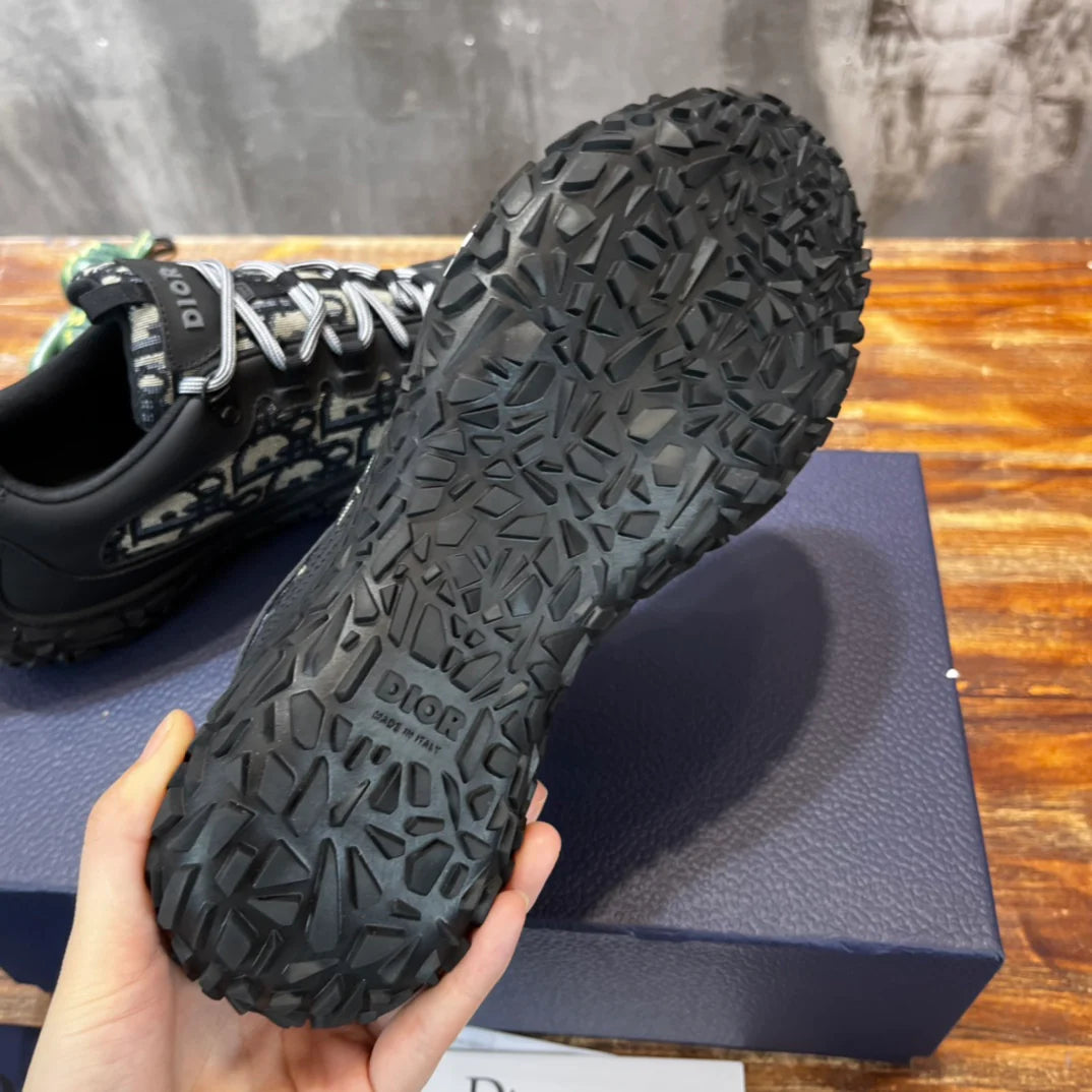 DIOR SNEAKER