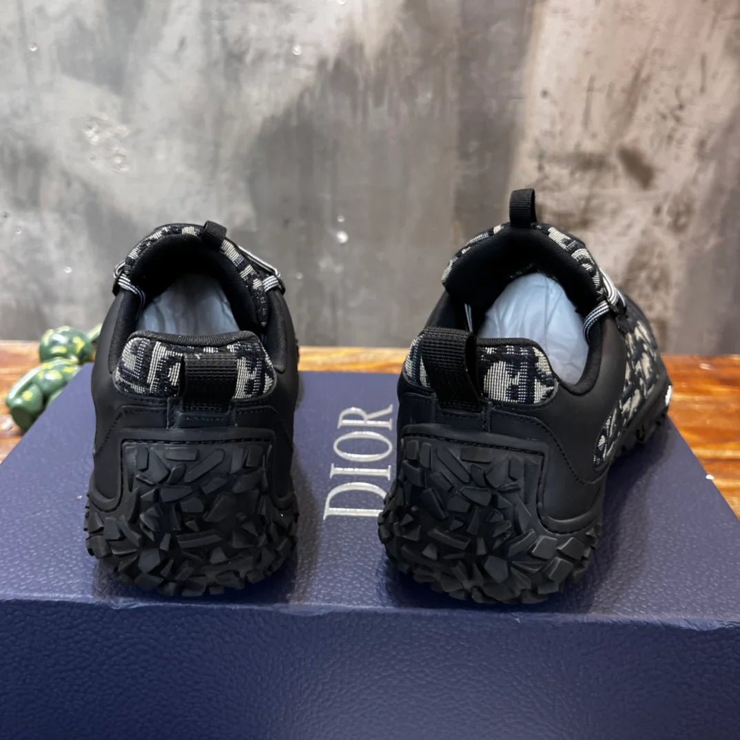 DIOR SNEAKER