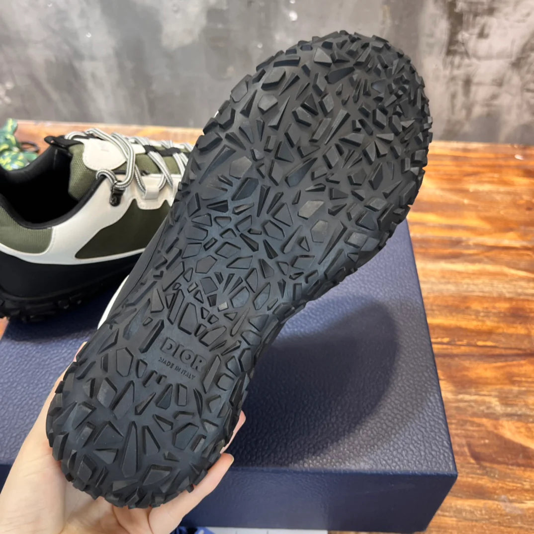 DIOR SNEAKER