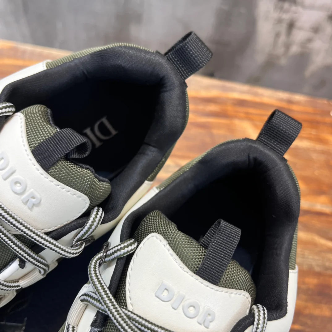 DIOR SNEAKER