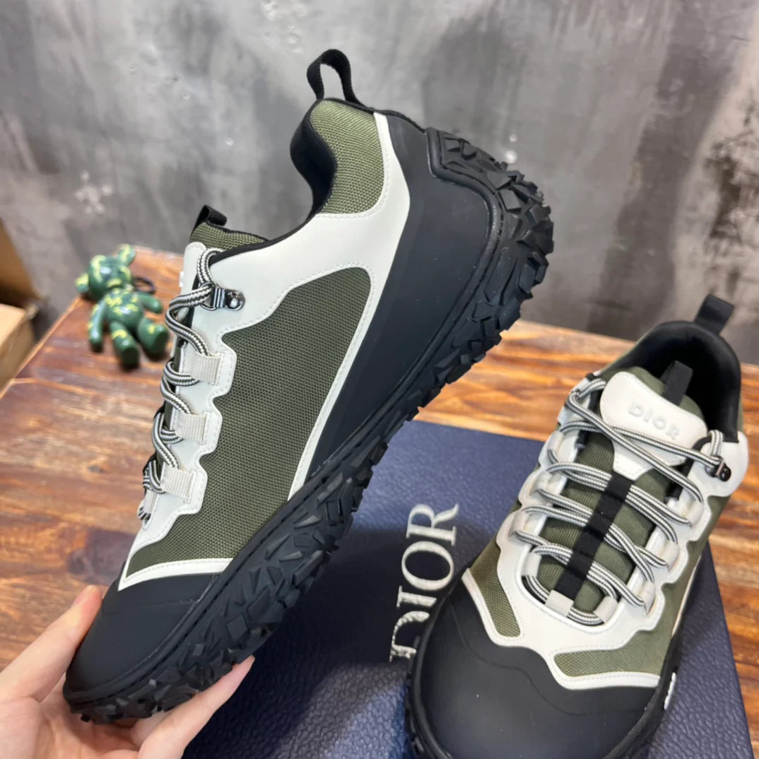 DIOR SNEAKER