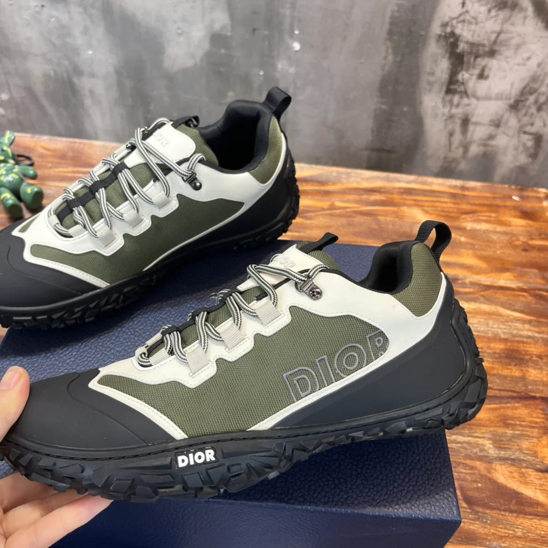 DIOR SNEAKER