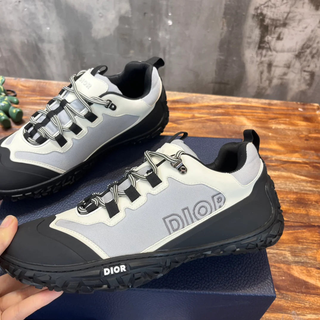 DIOR SNEAKER
