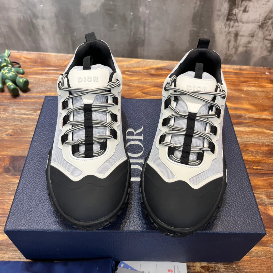 DIOR SNEAKER
