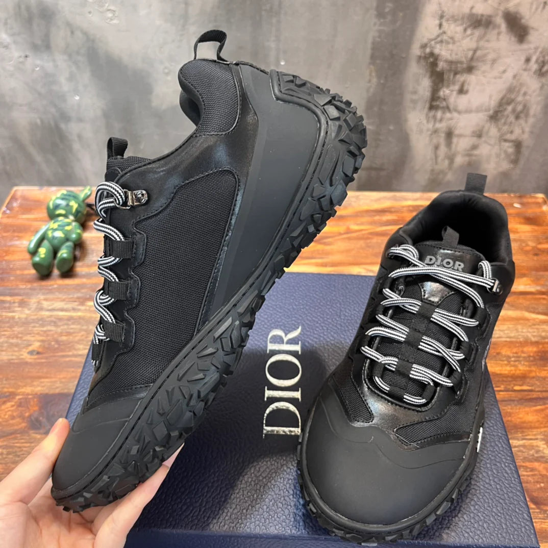 DIOR SNEAKER