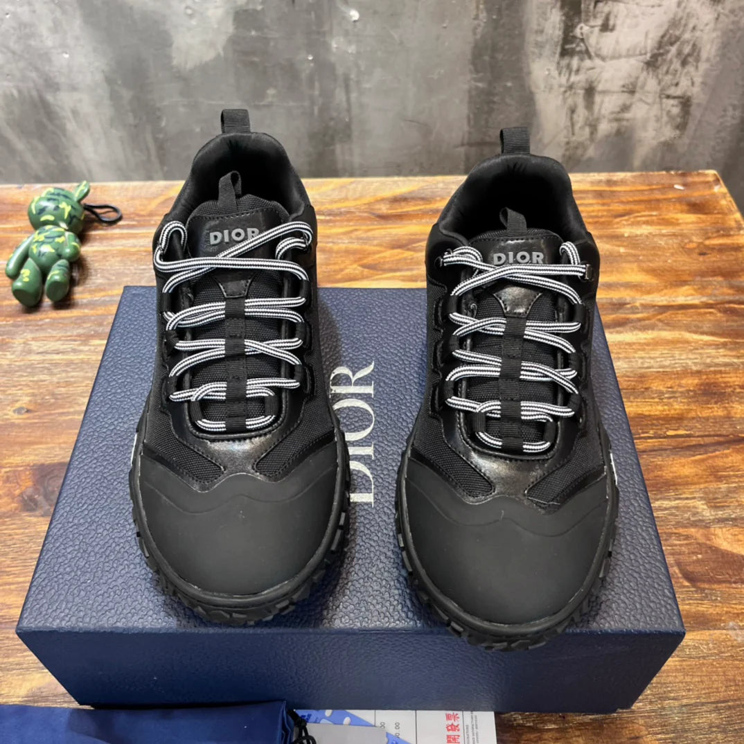 DIOR SNEAKER