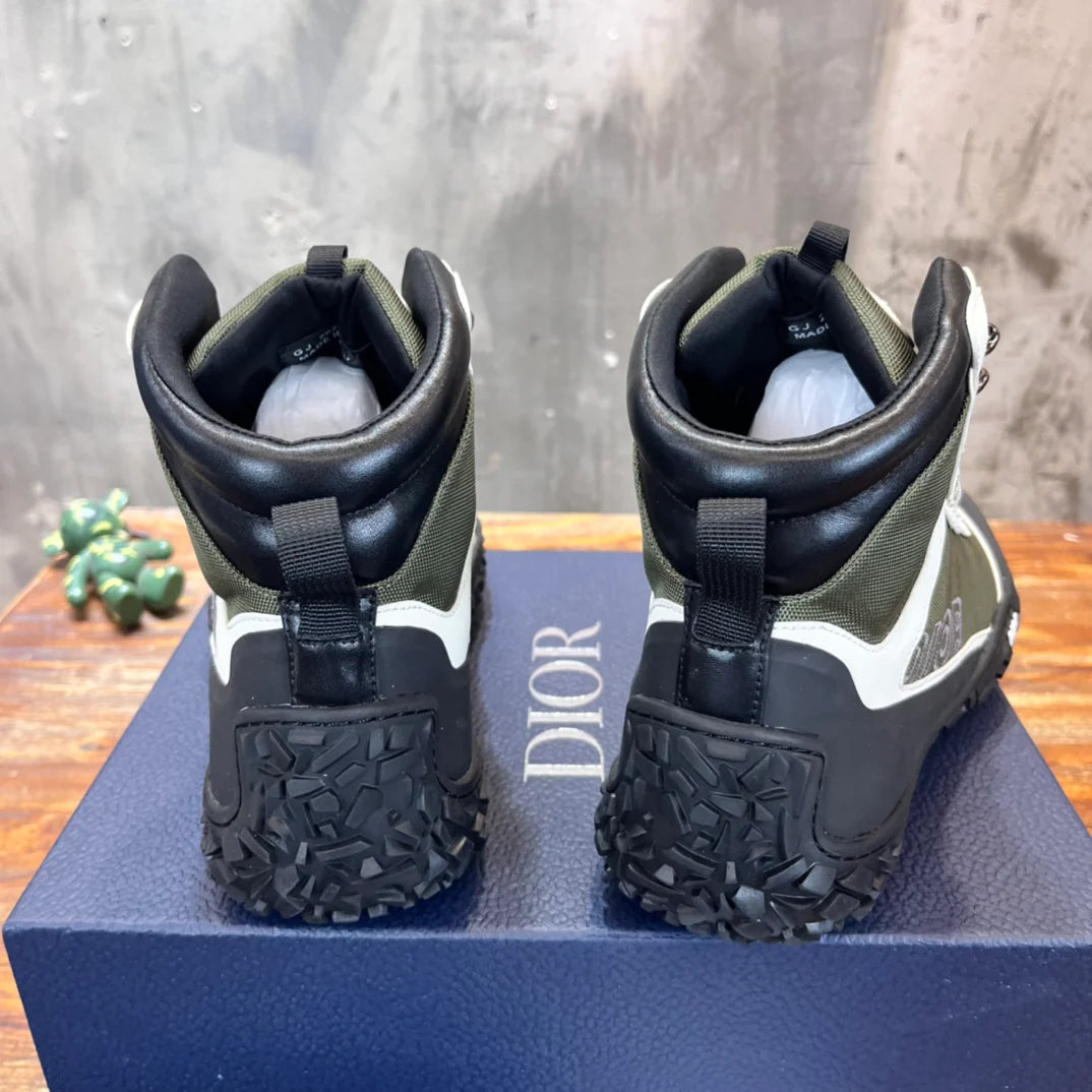 DIOR SNEAKER