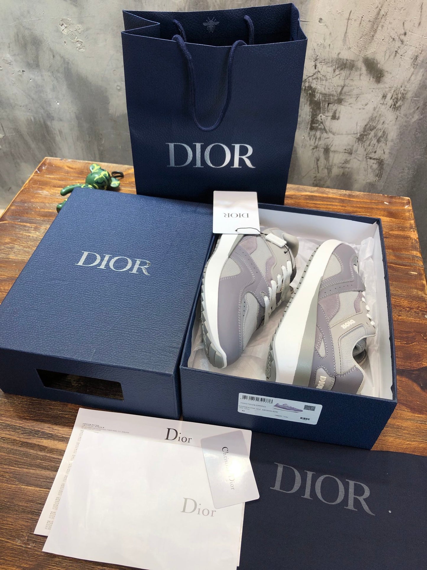 DIOR SNEAKER