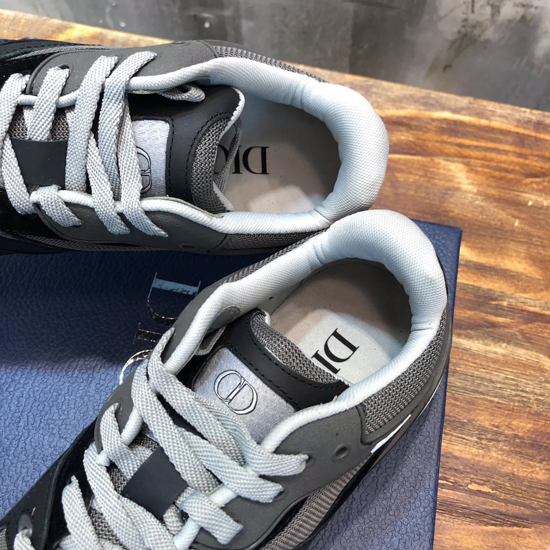DIOR SNEAKER
