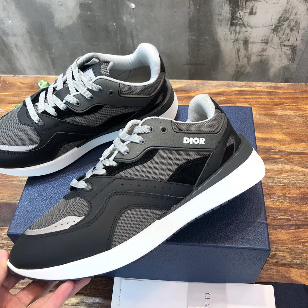 DIOR SNEAKER