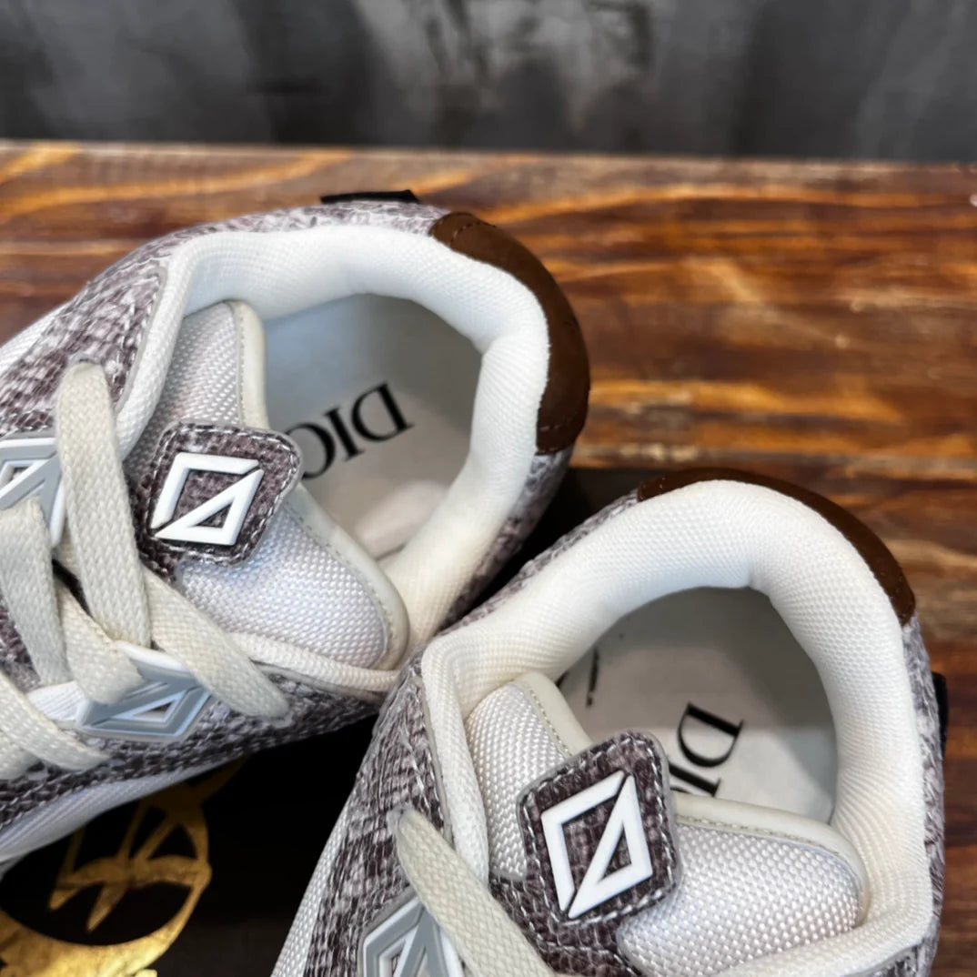 DIOR SNEAKER