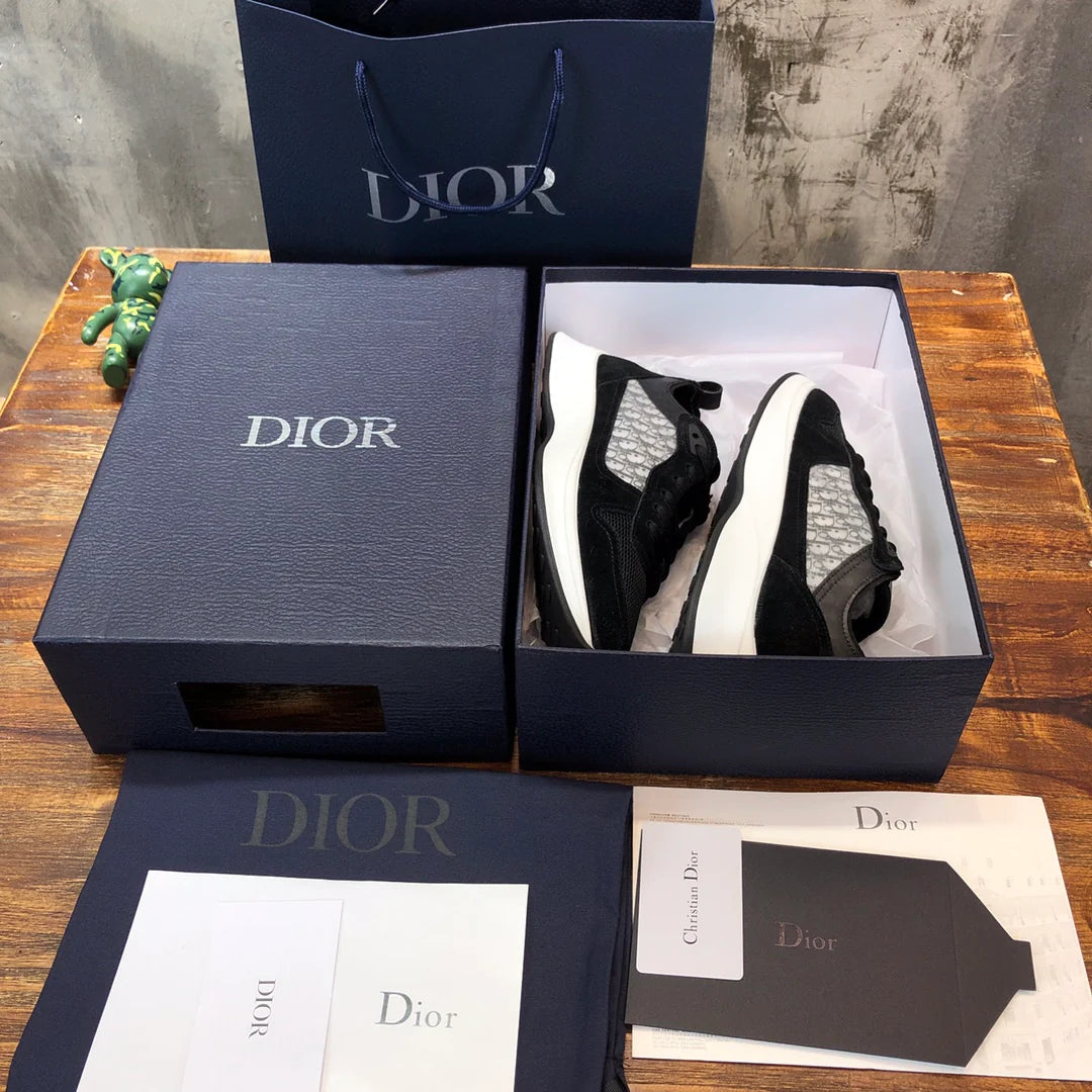 DIOR SNEAKER