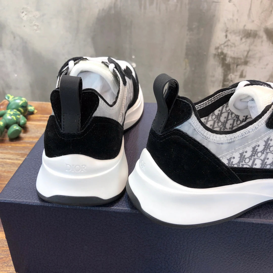 DIOR SNEAKER