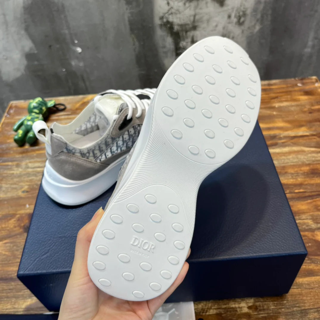 DIOR SNEAKER