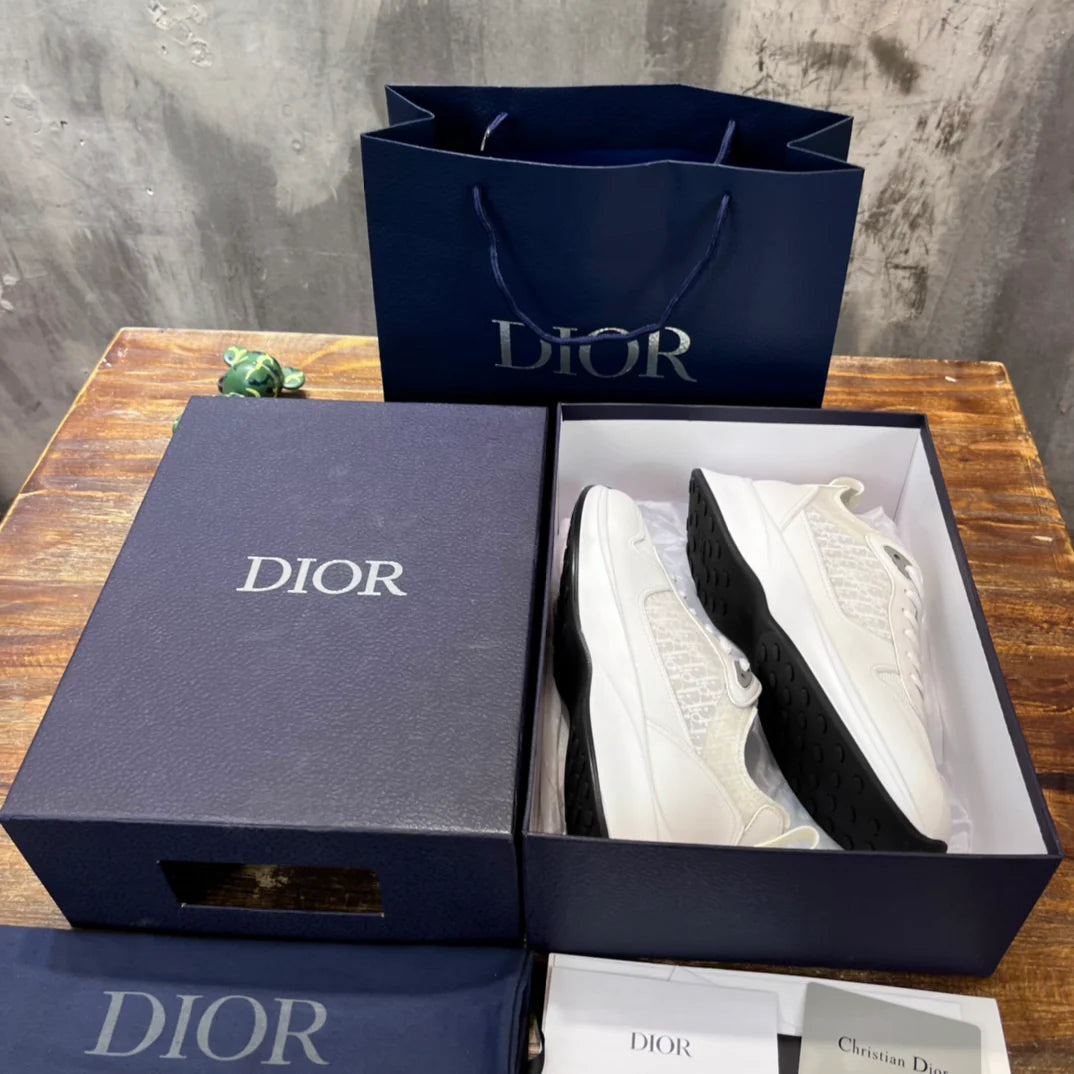 DIOR SNEAKER
